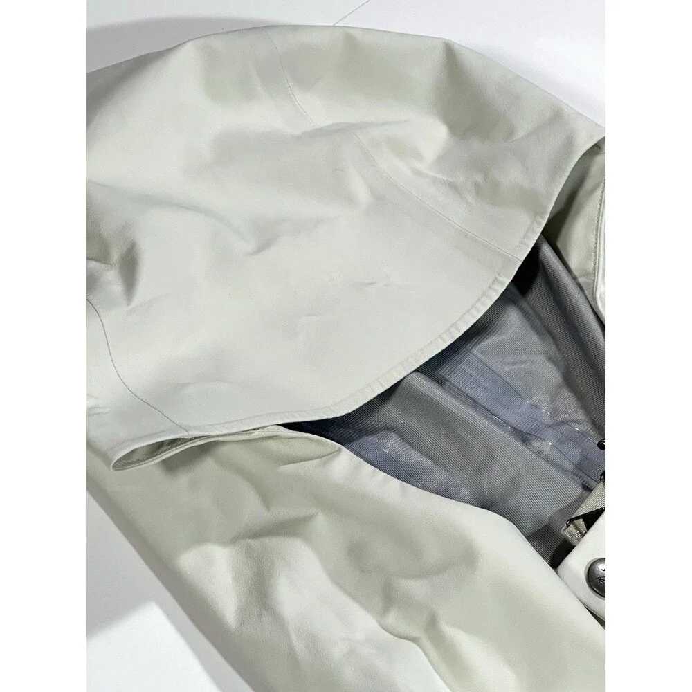 Arc’teryx Goretex Women Rain Jacket White Long Parka Size S Cream Gray Hooded - Picture 9 of 16